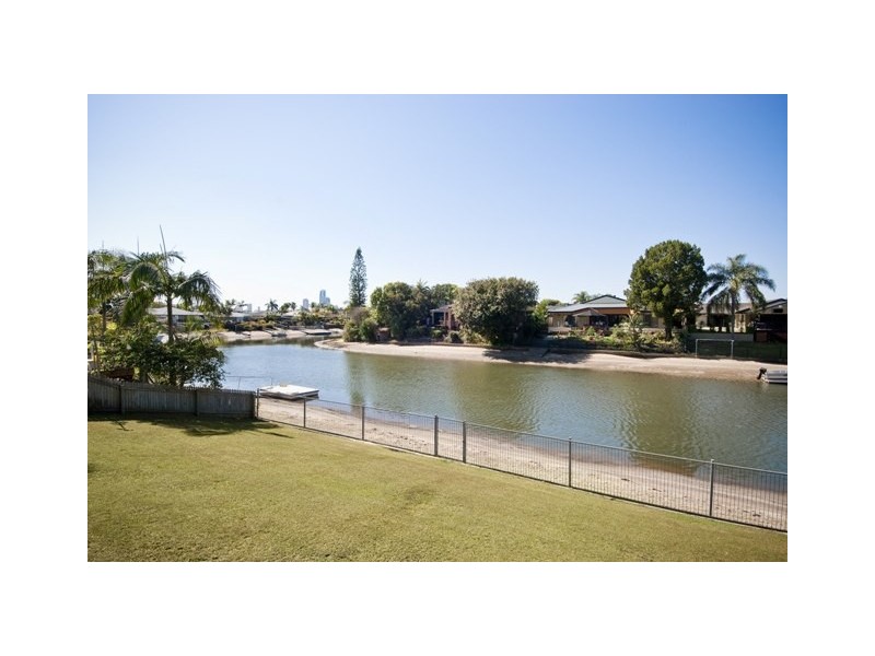 125 Campbell Street, Sorrento QLD 4217