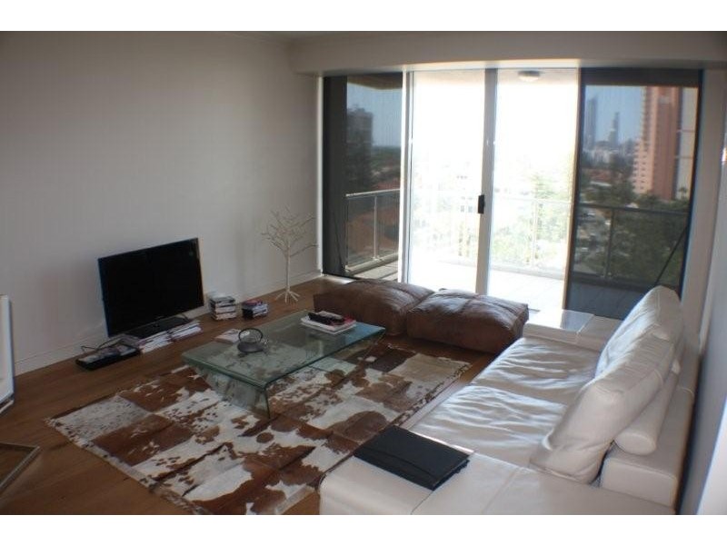 21/20 Queensland Ave, Broadbeach QLD 4218