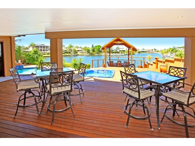 10 Portobello Drive, Mermaid Waters QLD 4218