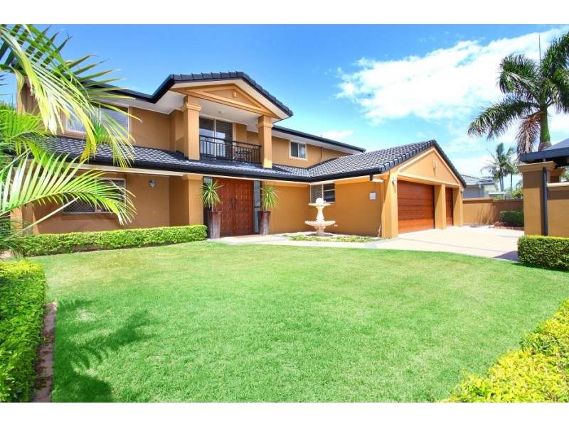 10 Portobello Drive, Mermaid Waters QLD 4218