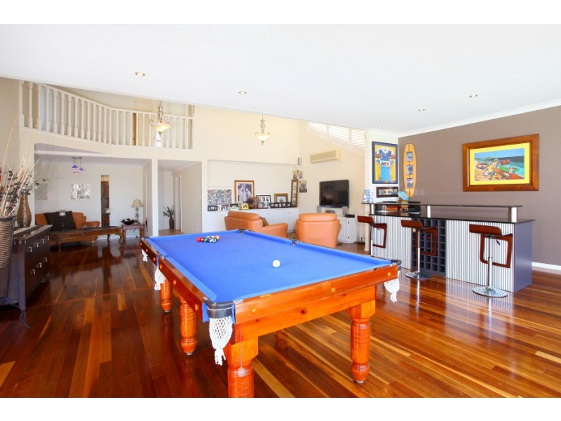 10 Portobello Drive, Mermaid Waters QLD 4218