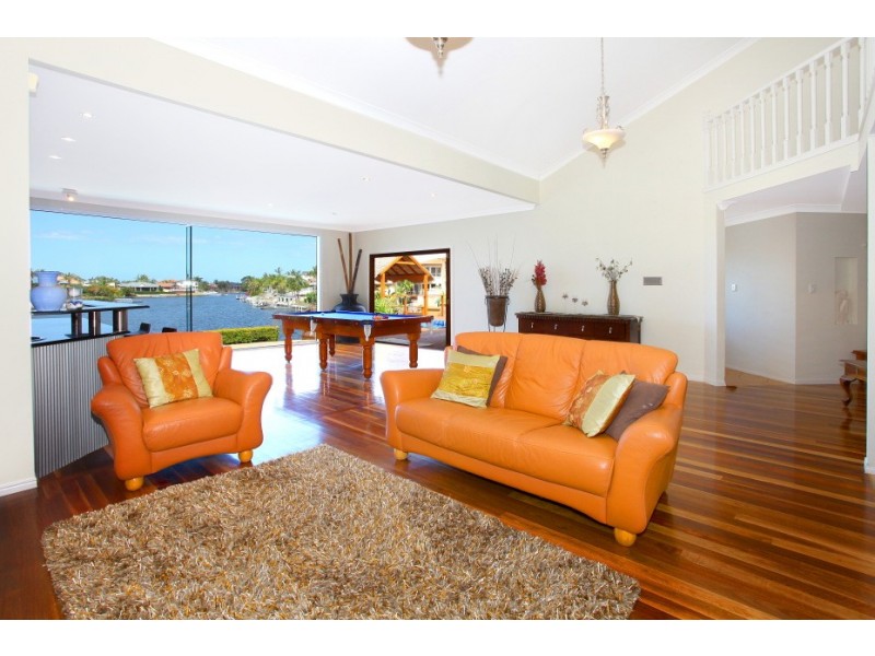 10 Portobello Drive, Mermaid Waters QLD 4218