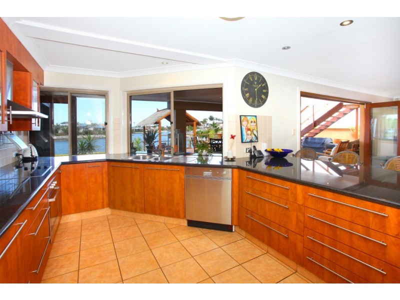 10 Portobello Drive, Mermaid Waters QLD 4218