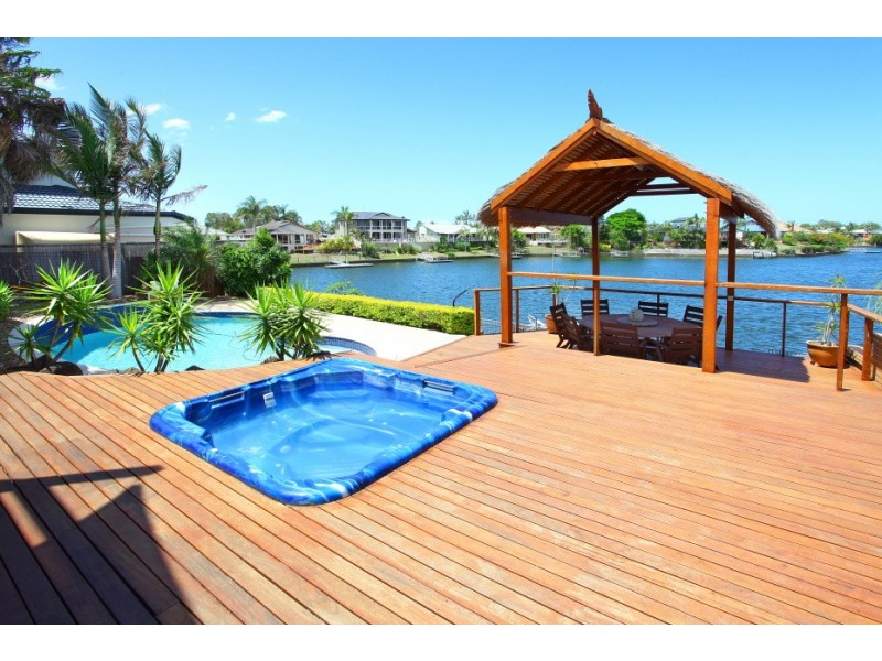 10 Portobello Drive, Mermaid Waters QLD 4218