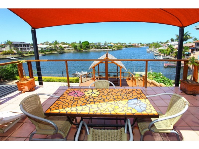 10 Portobello Drive, Mermaid Waters QLD 4218