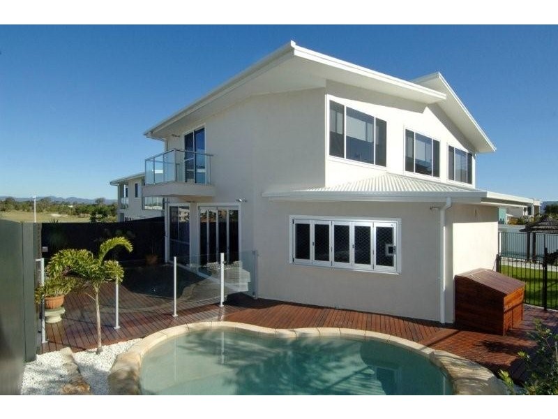 6014B Vista Drive, Benowa QLD 4217