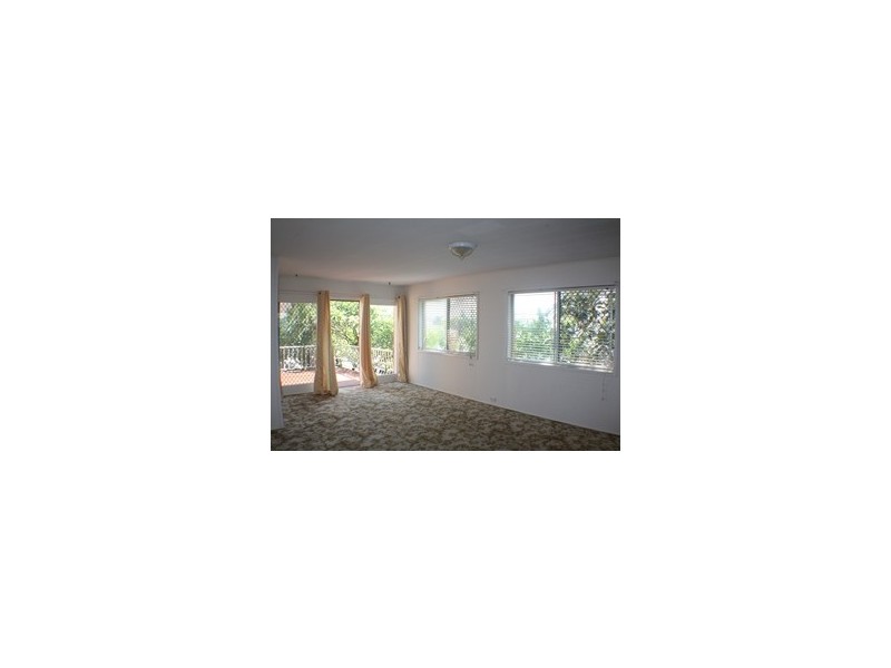 1/24 Seashell Ave, Mermaid Beach QLD 4218