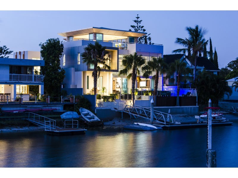 95 Gibraltar Drive, Isle Of Capri QLD 4217