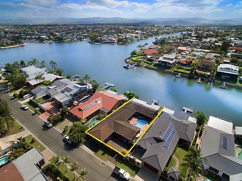 16 Claymore Crescent, Sorrento QLD 4217
