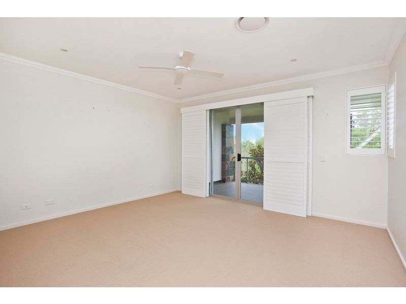 Villa 53 Nicklaus Court, Merrimac QLD 4226