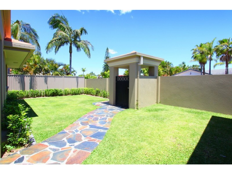 19 Mackay Close, Sorrento QLD 4217