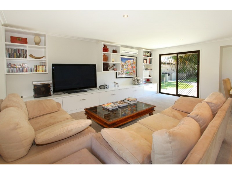 19 Mackay Close, Sorrento QLD 4217