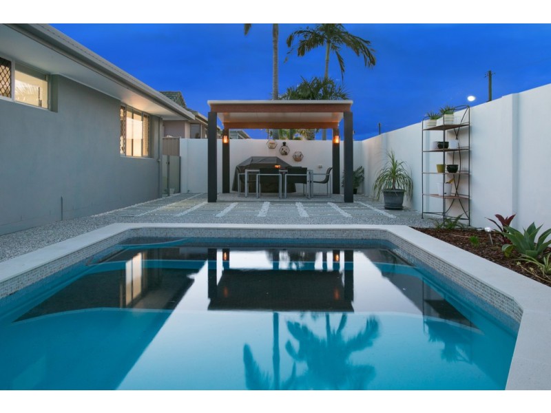 29 Rio Vista Boulevard, Broadbeach Waters QLD 4218