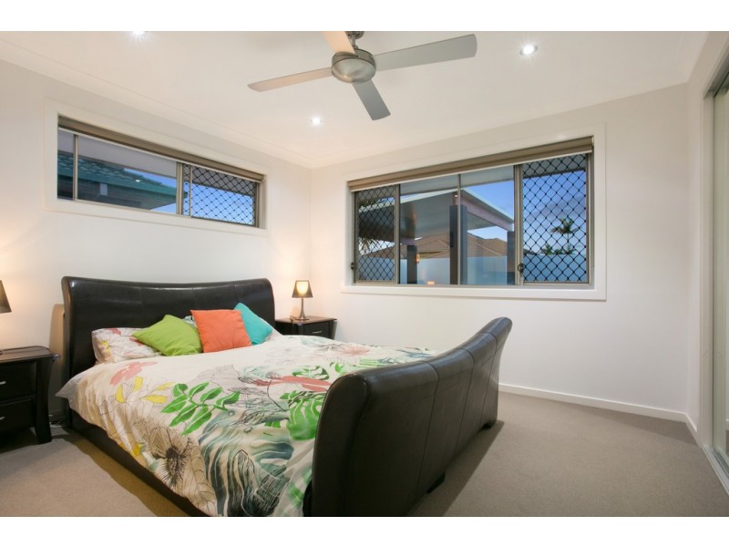 29 Rio Vista Boulevard, Broadbeach Waters QLD 4218