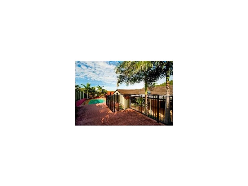 3 Equador Ct, Pacific Pines QLD 4211