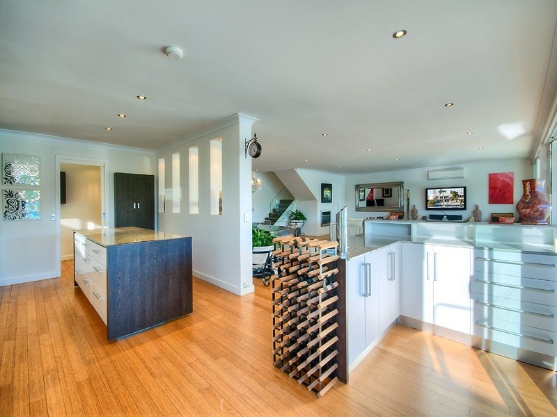 Chevron Island QLD 4217