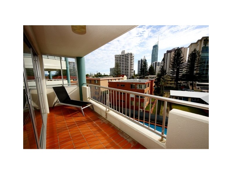 3a ‘Marriner Views’ 7 Fern Street, Surfers Paradise QLD 4217