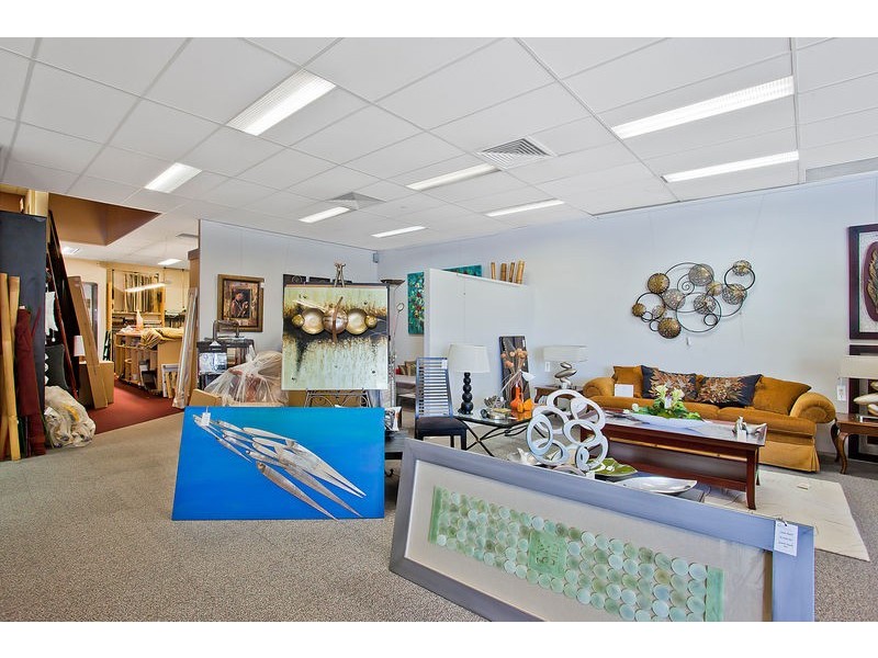 22 Crombie Avenue, Bundall QLD 4217