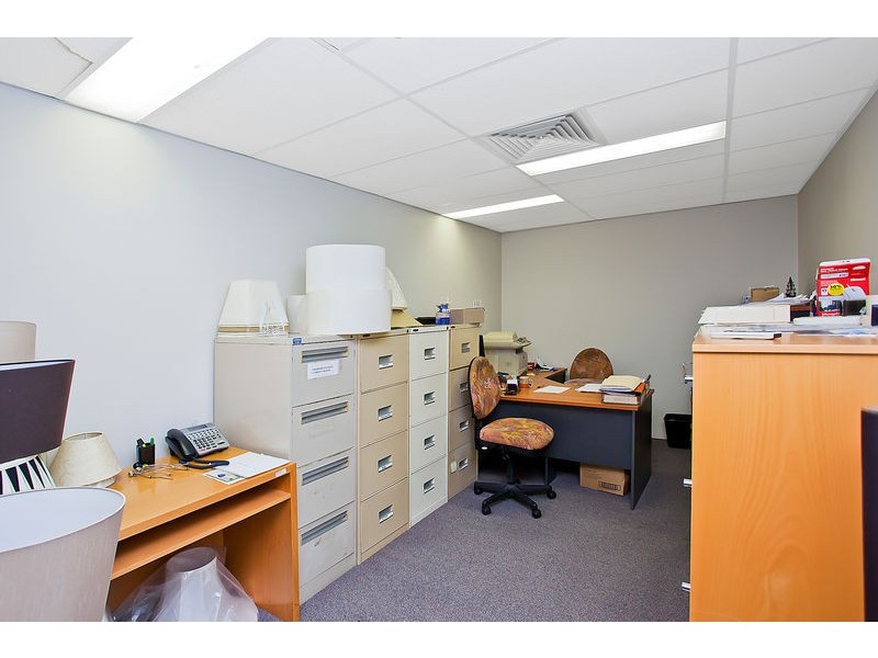 22 Crombie Avenue, Bundall QLD 4217