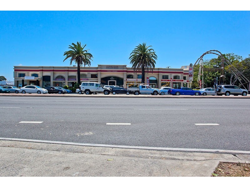 22 Crombie Avenue, Bundall QLD 4217