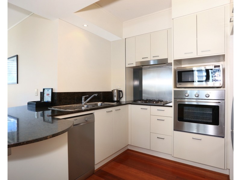 501/2685-2689 Gold Coast Highway, Broadbeach QLD 4218