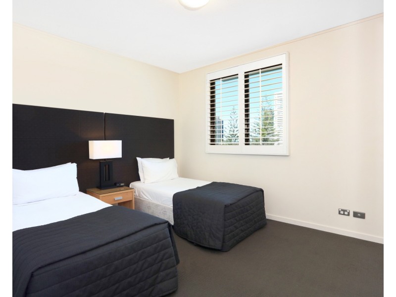 501/2685-2689 Gold Coast Highway, Broadbeach QLD 4218