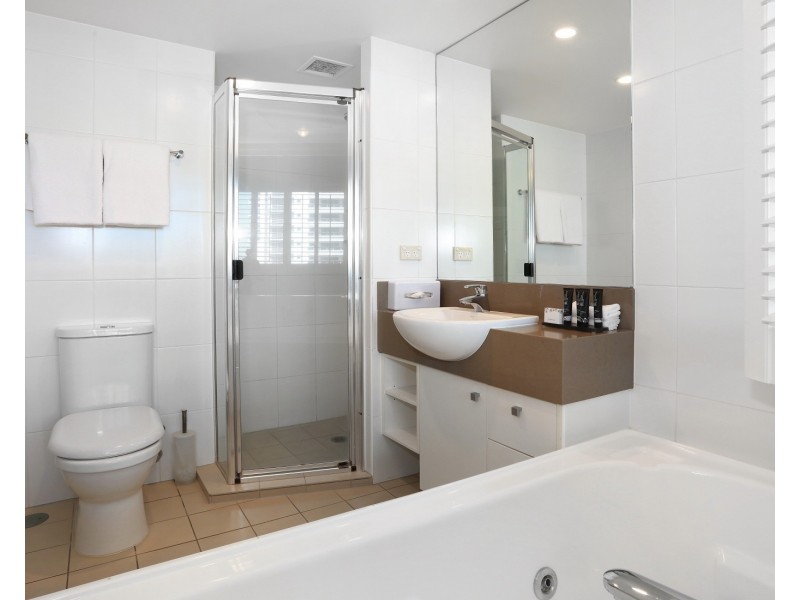 501/2685-2689 Gold Coast Highway, Broadbeach QLD 4218