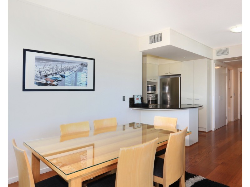 501/2685-2689 Gold Coast Highway, Broadbeach QLD 4218