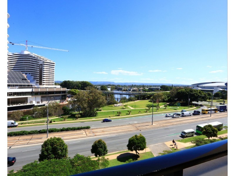 501/2685-2689 Gold Coast Highway, Broadbeach QLD 4218