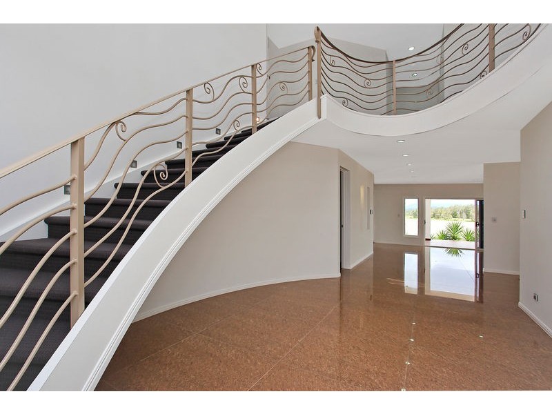40 Santabelle Crescent, Clear Island Waters QLD 4226
