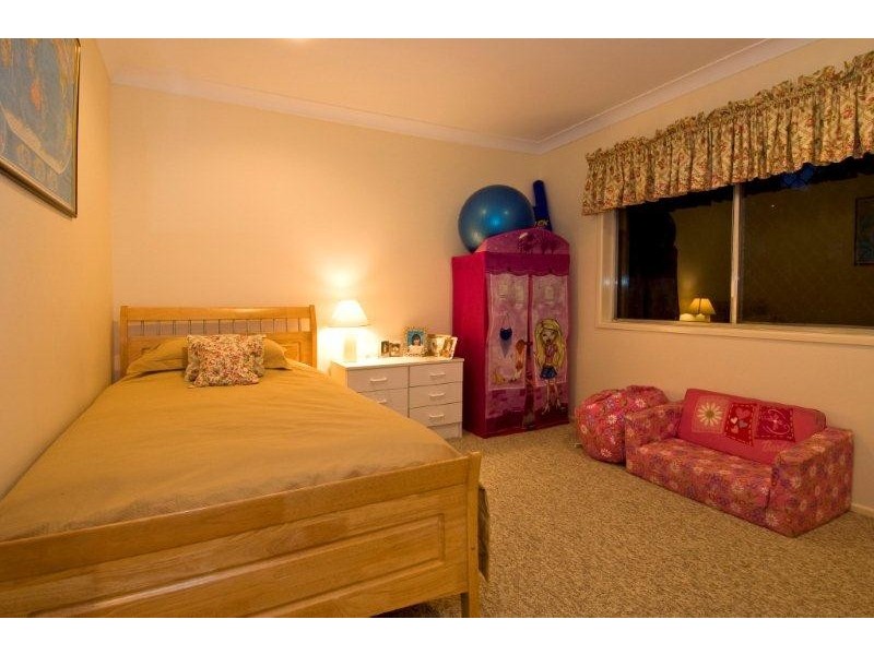 44 Forrest Avenue, Molendinar QLD 4214