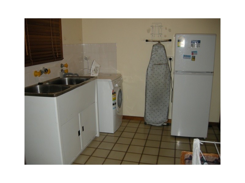 56 Kallaroo Crescent, Ashmore QLD 4214