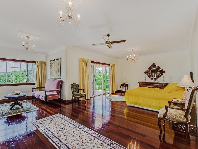 140 Campbell Street, Sorrento QLD 4217