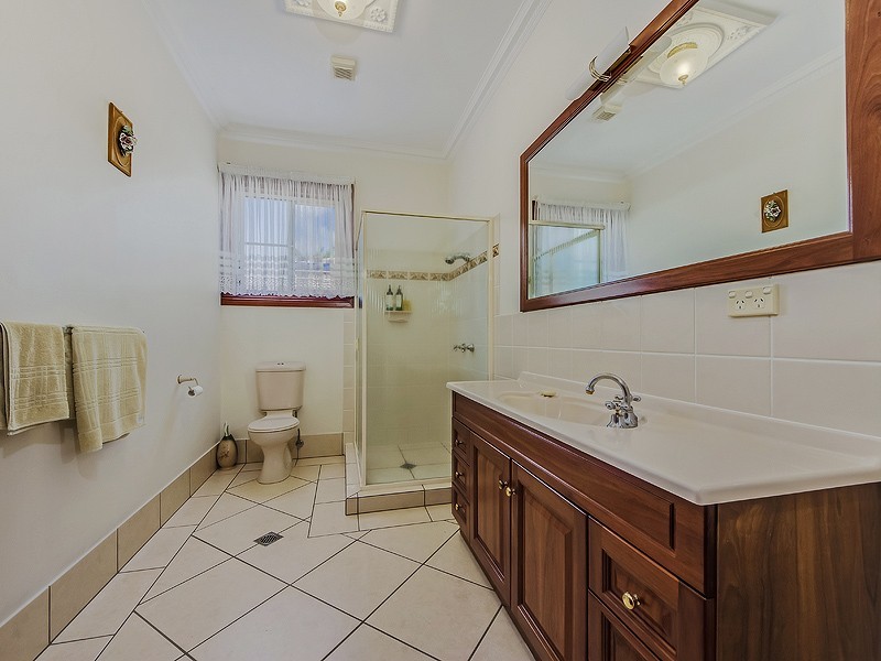 140 Campbell Street, Sorrento QLD 4217
