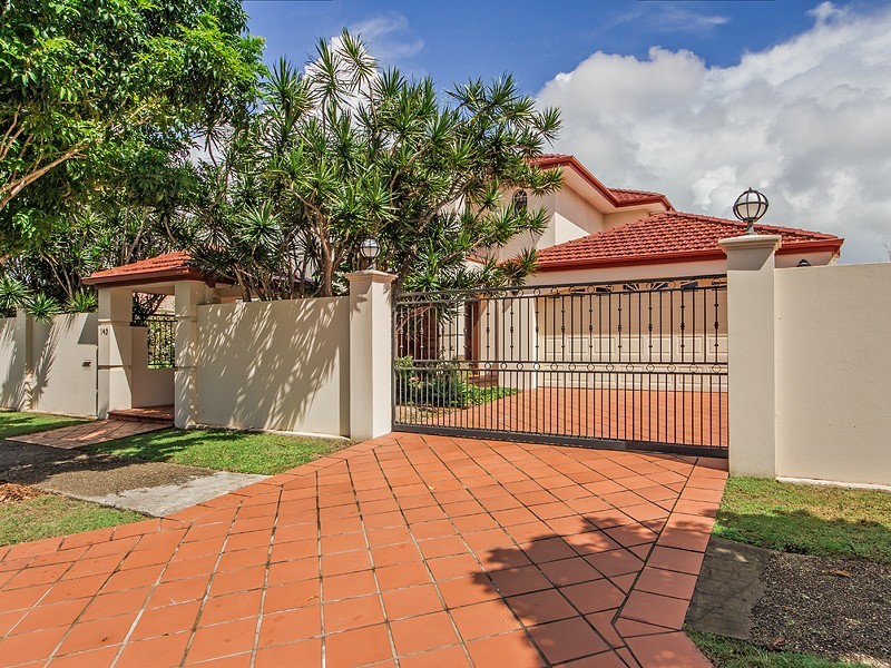140 Campbell Street, Sorrento QLD 4217