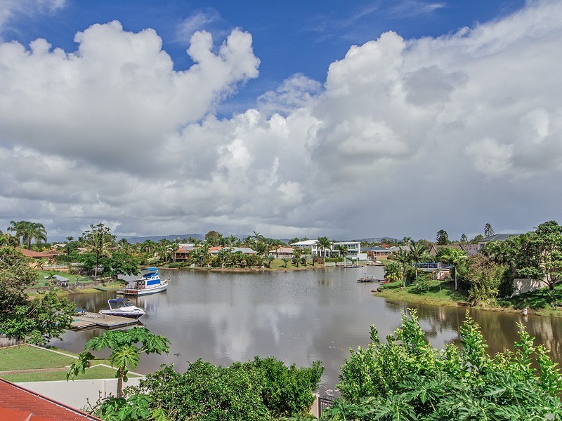 140 Campbell Street, Sorrento QLD 4217