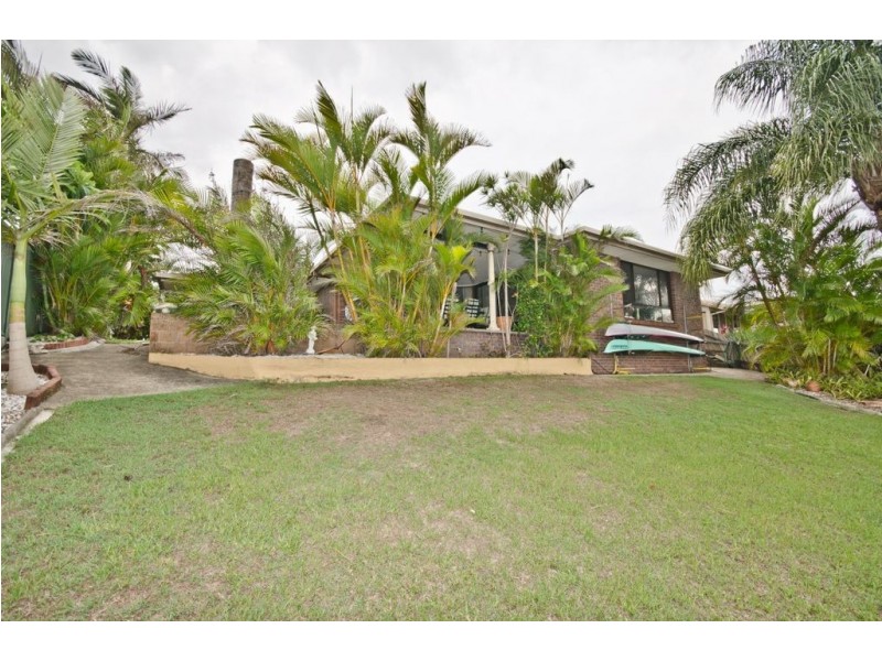 Broadbeach Waters QLD 4218