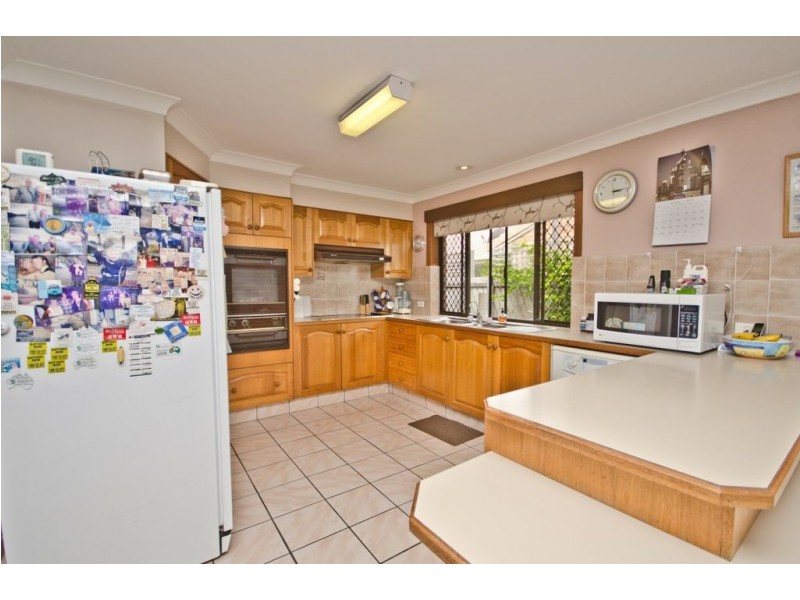 Broadbeach Waters QLD 4218