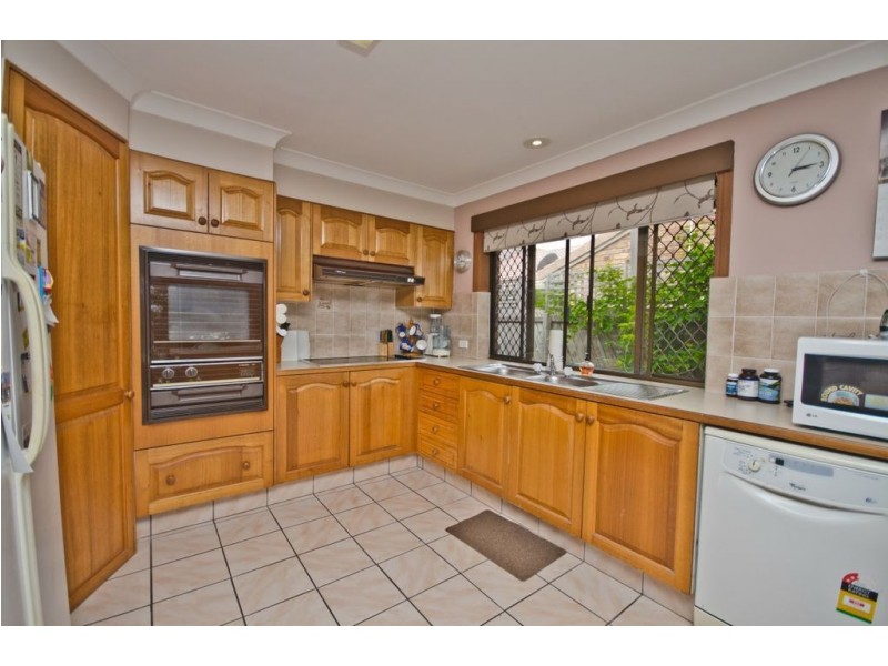 Broadbeach Waters QLD 4218