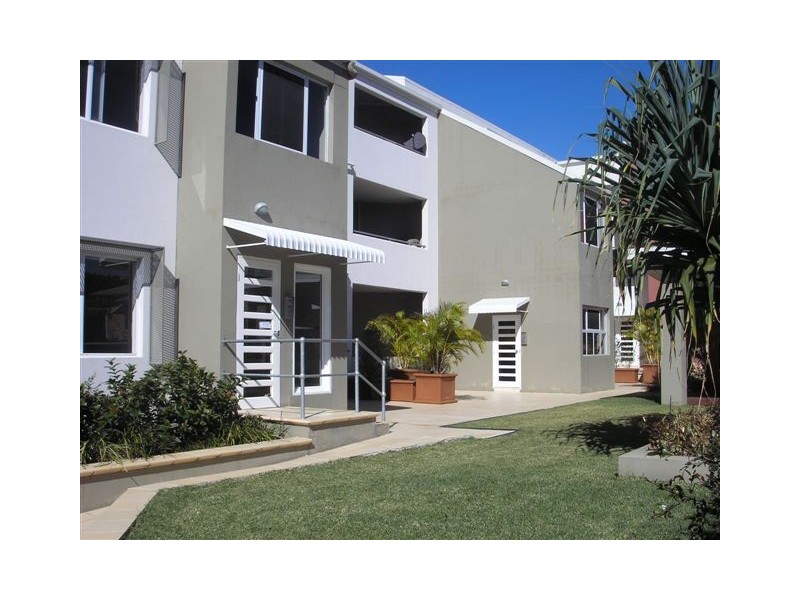 15/6-10 Rose Street, Southport QLD 4215