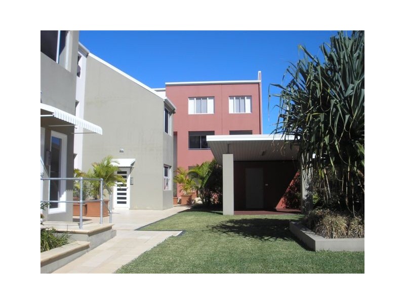 15/6-10 Rose Street, Southport QLD 4215