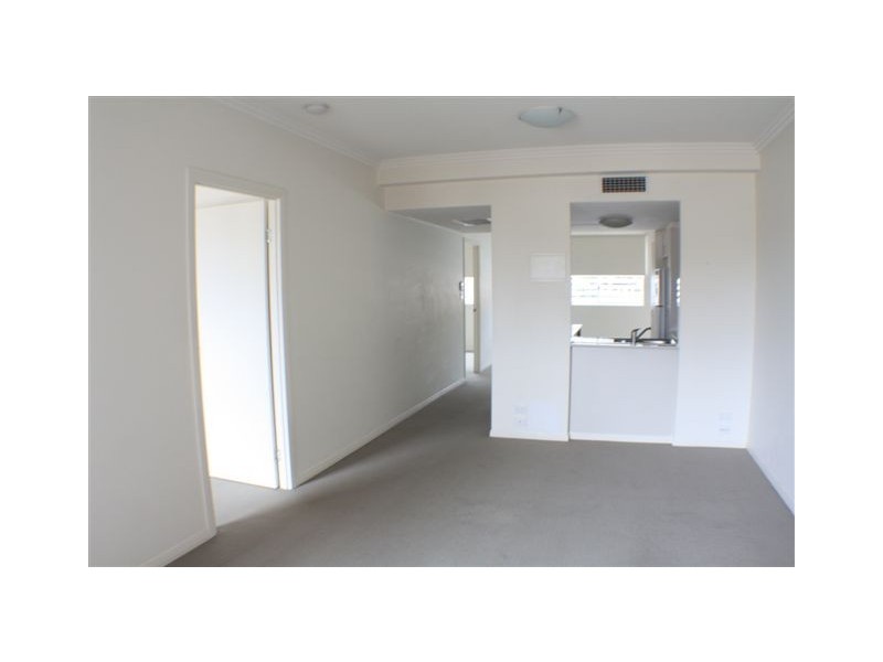 15/6-10 Rose Street, Southport QLD 4215