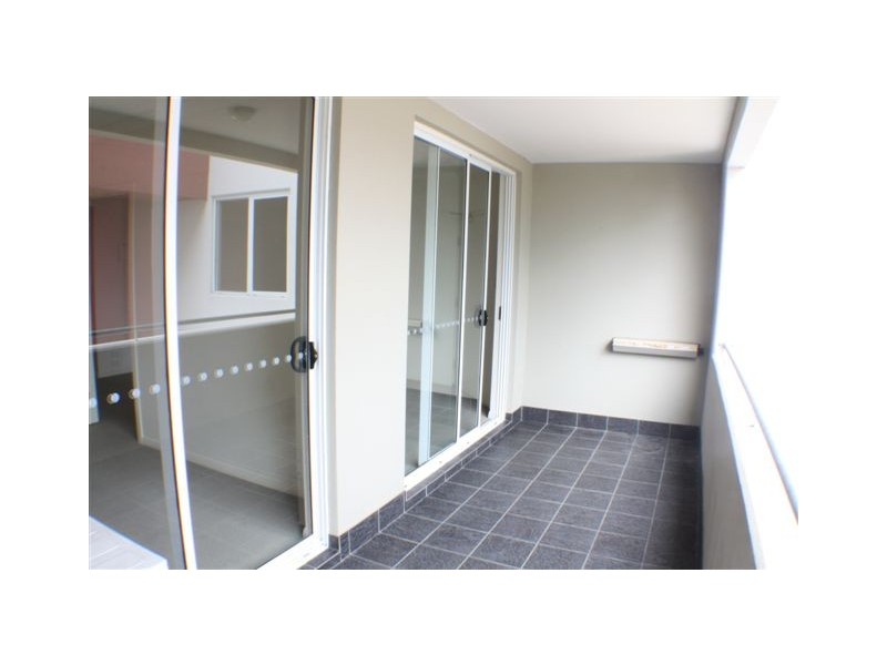 15/6-10 Rose Street, Southport QLD 4215