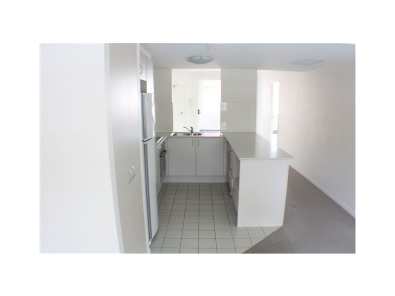 15/6-10 Rose Street, Southport QLD 4215