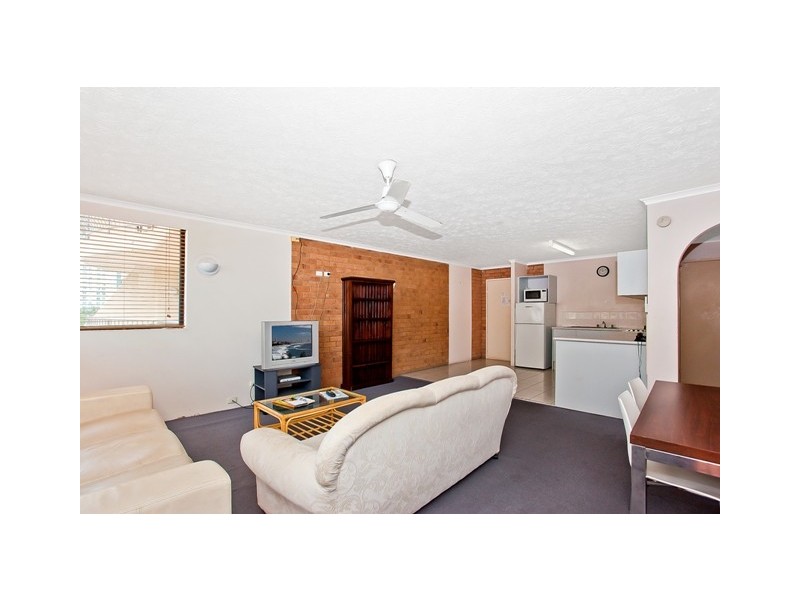 406 ‘Travel Inn’ 40 Surf Parade, Broadbeach QLD 4218