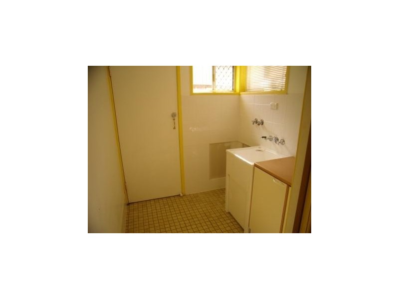 60 Clear Island Road, Broadbeach Waters QLD 4218