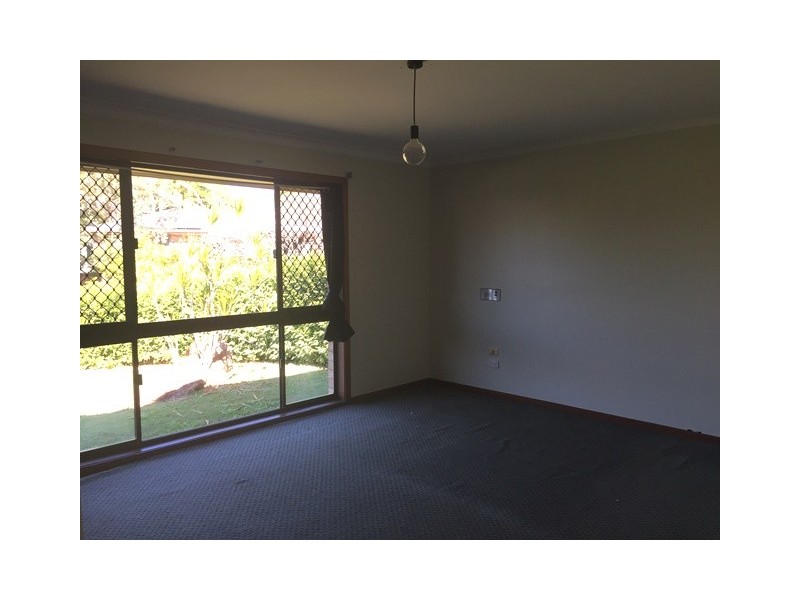 1 Alma Street, Broadbeach Waters QLD 4218