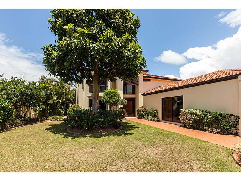 56 Rapallo Avenue, Isle Of Capri QLD 4217