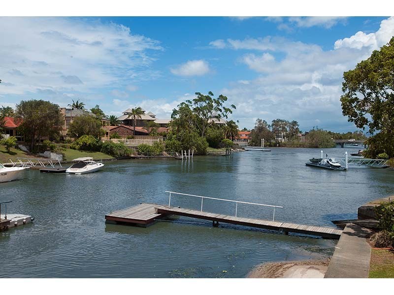 56 Rapallo Avenue, Isle Of Capri QLD 4217
