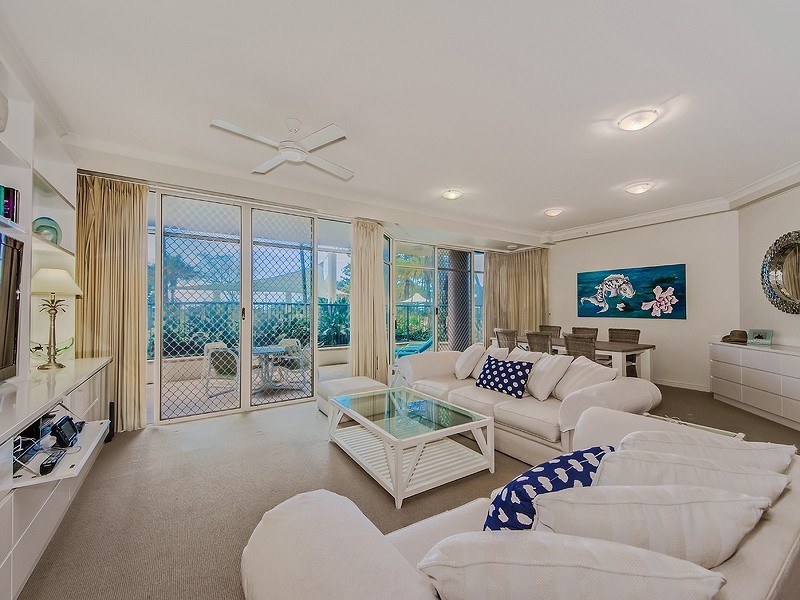 3 ‘Oceana on Broadbeach’100 Old Burleigh Road, Broadbeach QLD 4218